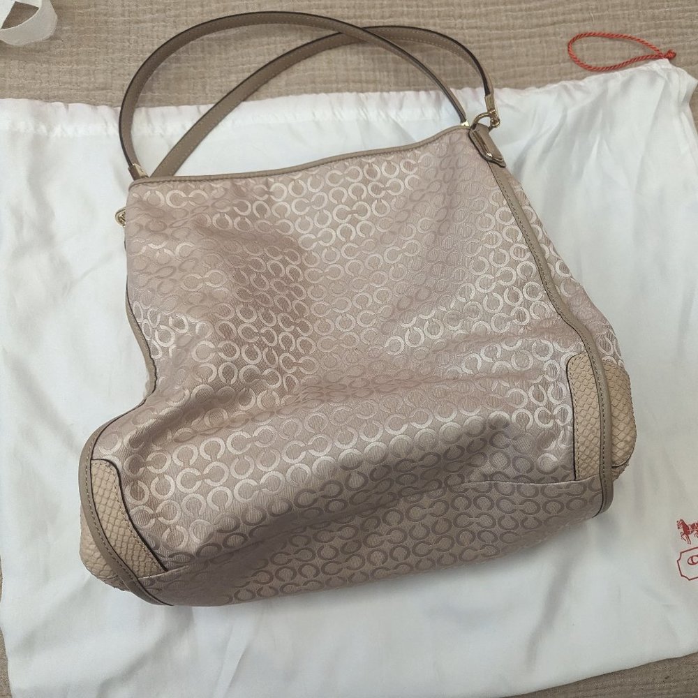 Coach Tote, Medium Sized, Light Beige, Like New!